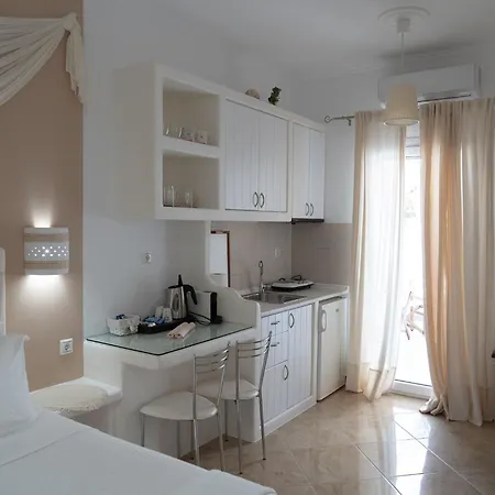 Aggelos Studios * Adamantas (Milos)