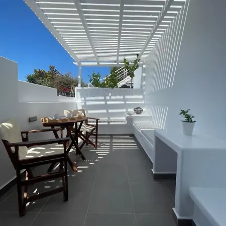 Aggelos Studios Adamantas (Milos)