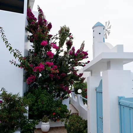 Aggelos Studios * Adamantas (Milos)